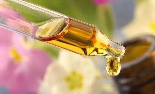 采用新鴻順基礎(chǔ)油制作的潤(rùn)滑油究竟好在哪里？